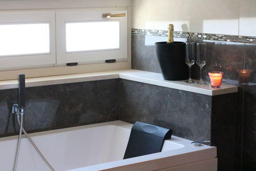 Bagno camera doppia deluxe con Jacuzzi